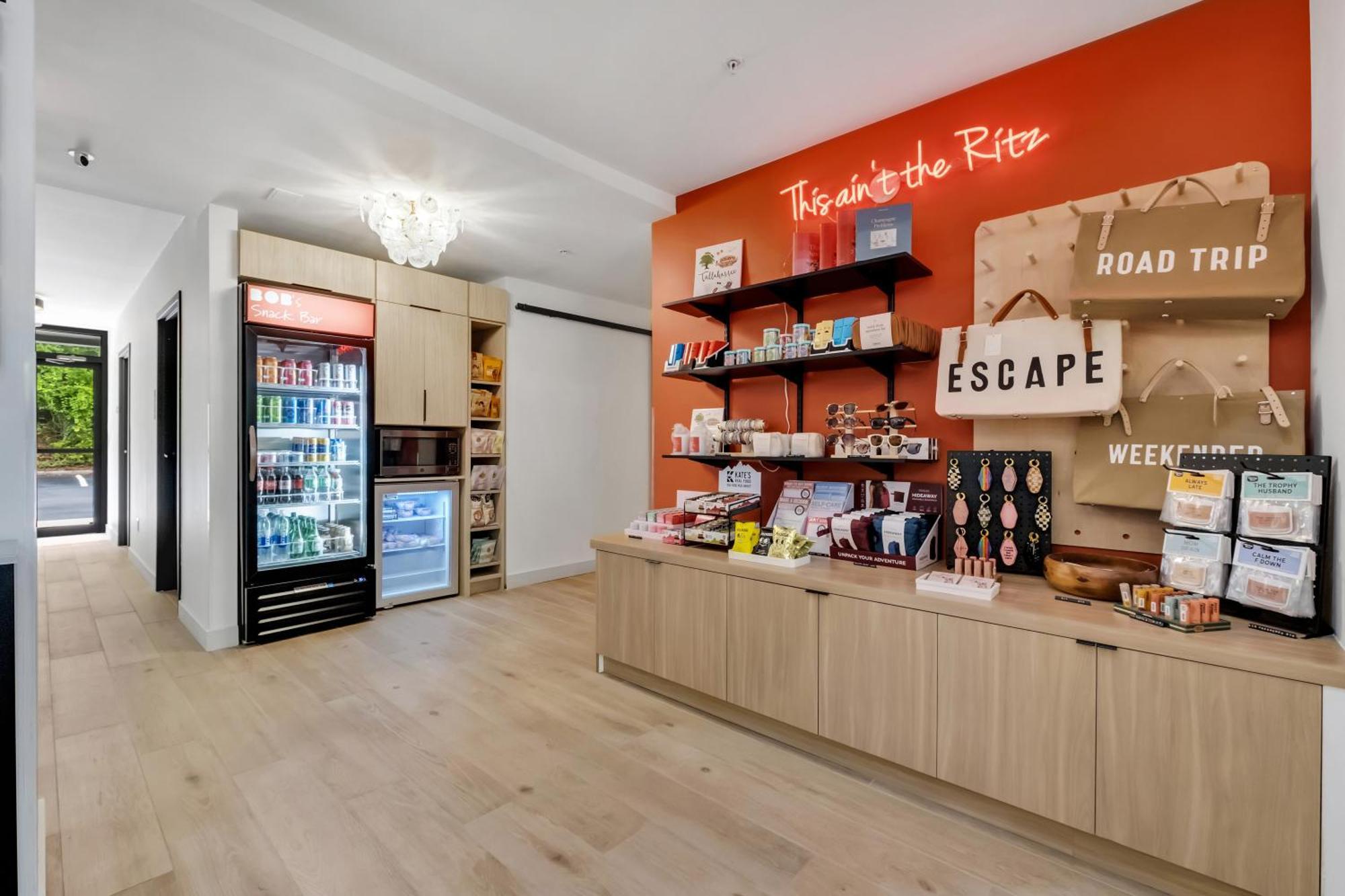Bob Hotels Tallahassee - Boutique On Budget Exterior photo