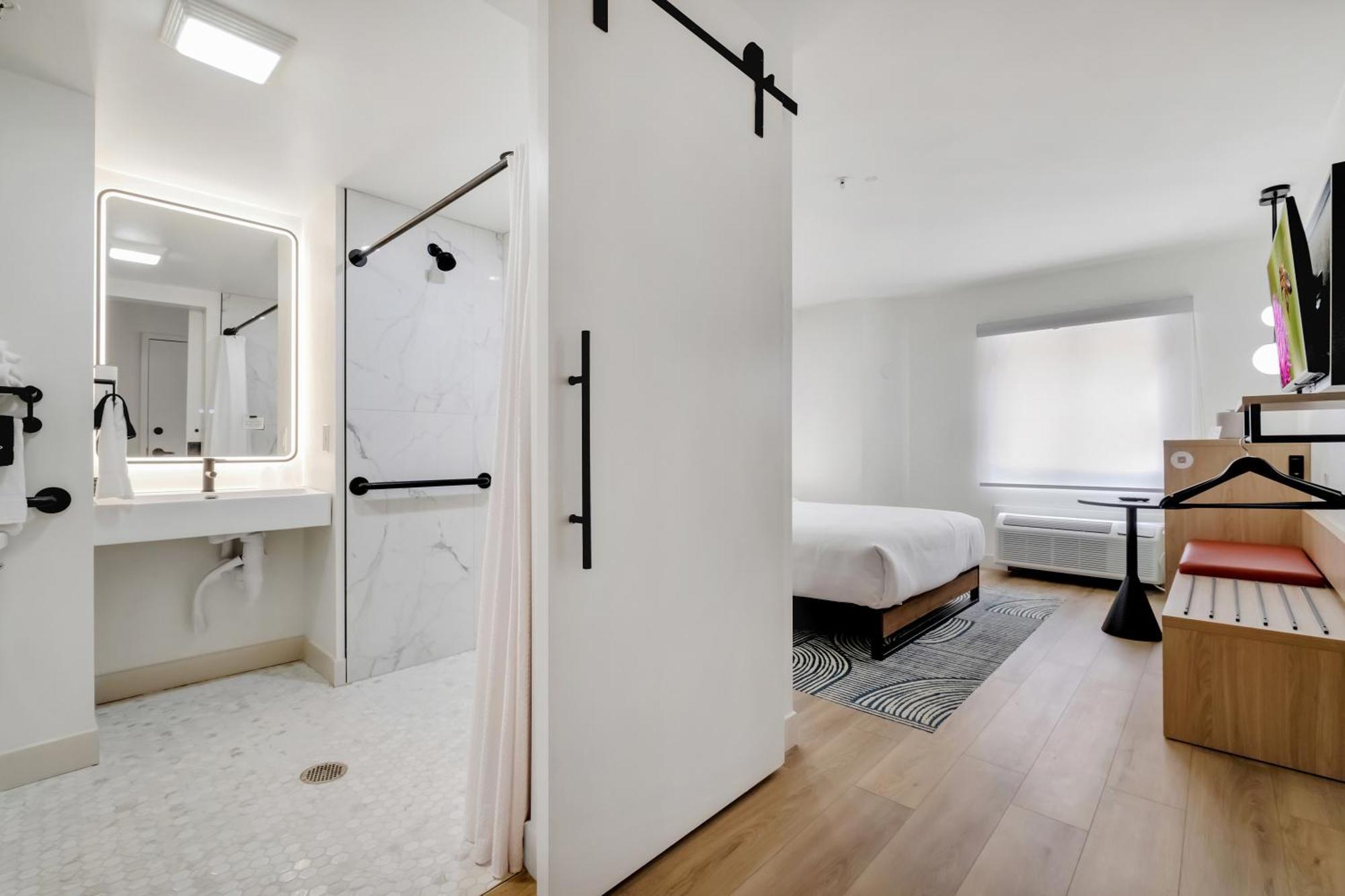 Bob Hotels Tallahassee - Boutique On Budget Exterior photo